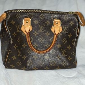 Authentic LV speedy purse
